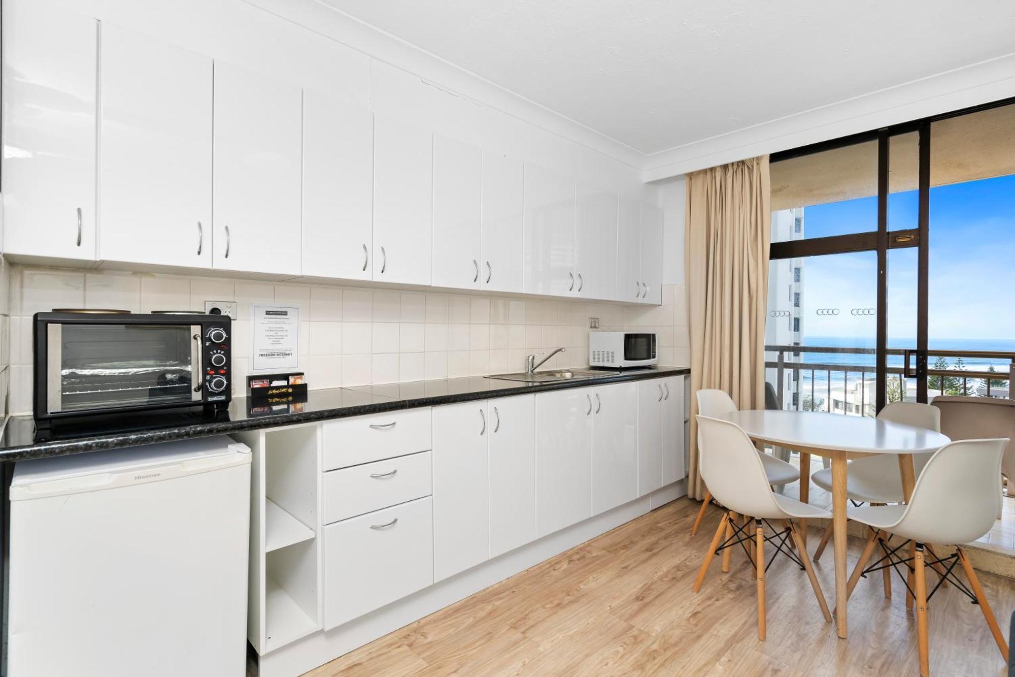 Beachcomber Resort - Official Gold Coast Extérieur photo